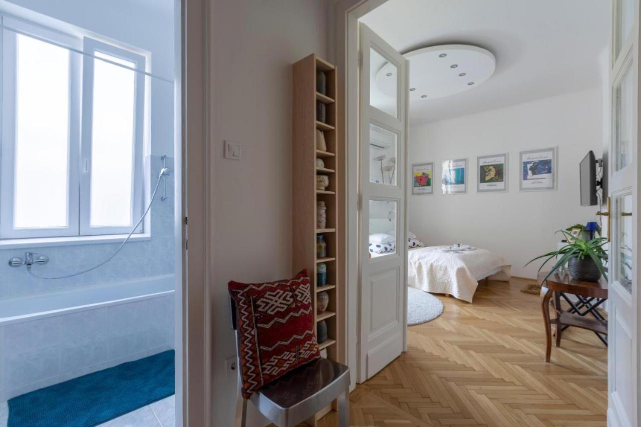 Gorgeous Flat Right Near The City Center Budapest Exterior foto