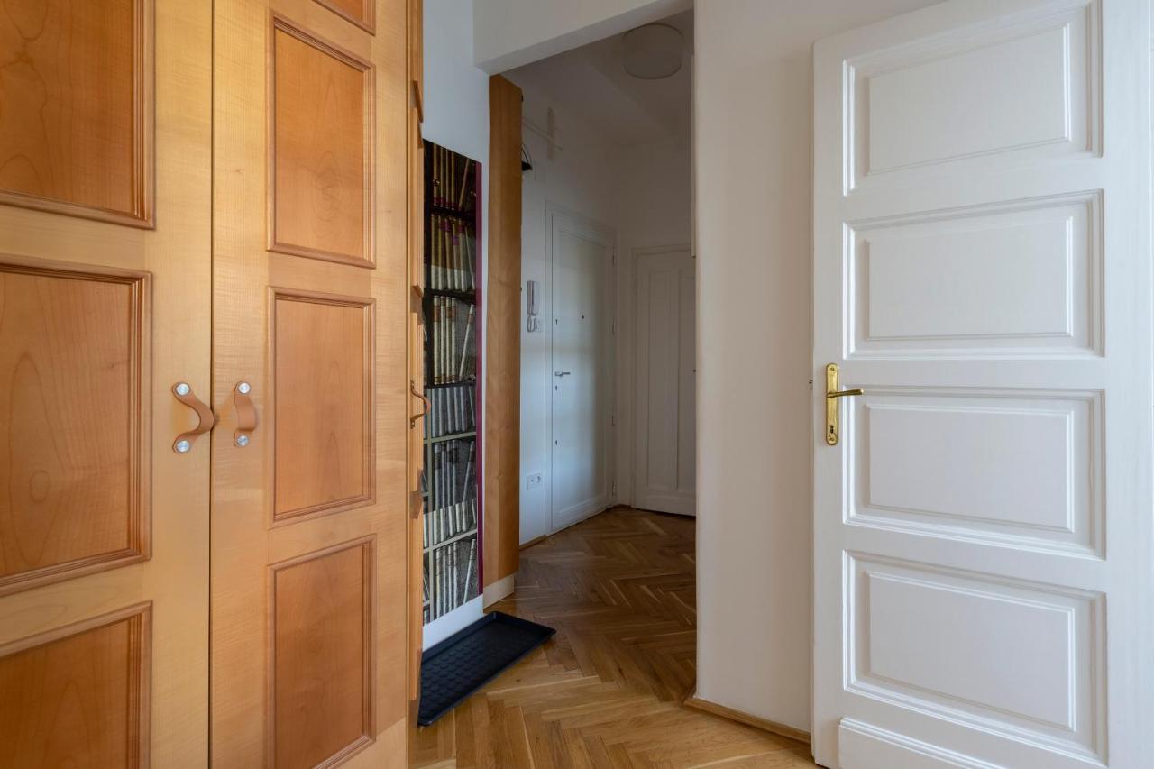 Gorgeous Flat Right Near The City Center Budapest Exterior foto