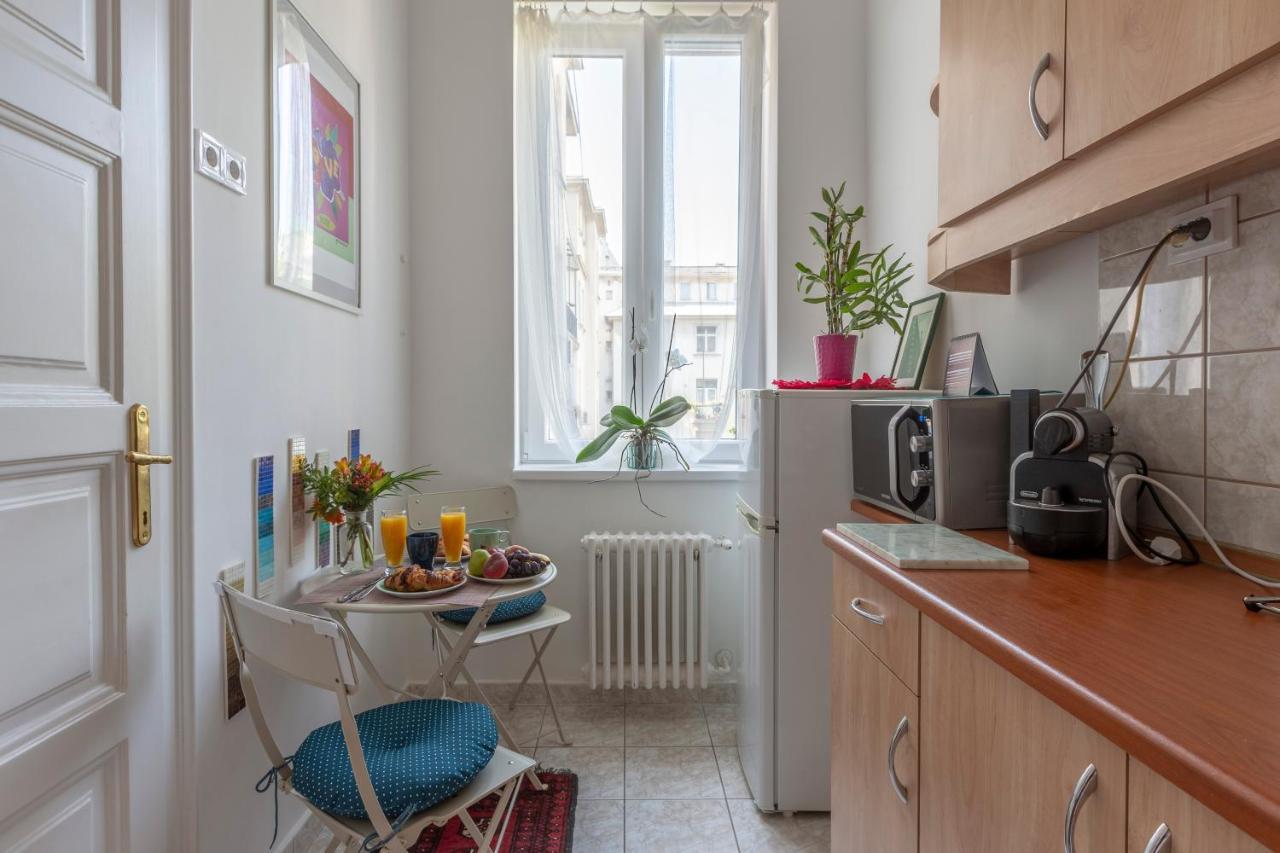 Gorgeous Flat Right Near The City Center Budapest Exterior foto
