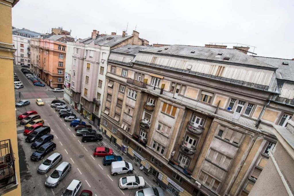 Gorgeous Flat Right Near The City Center Budapest Exterior foto